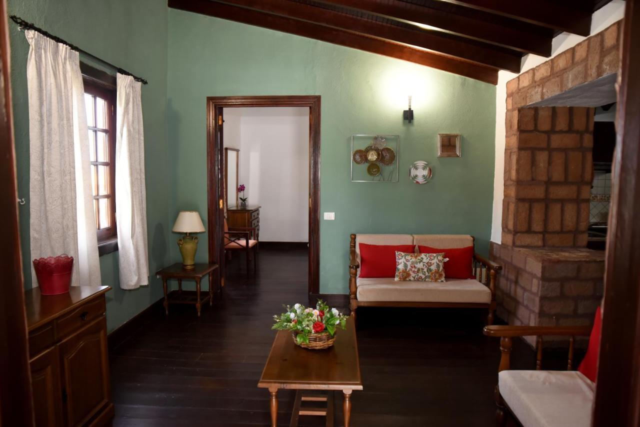 לוס סילוס Hotel Rural Finca La Hacienda מראה חיצוני תמונה